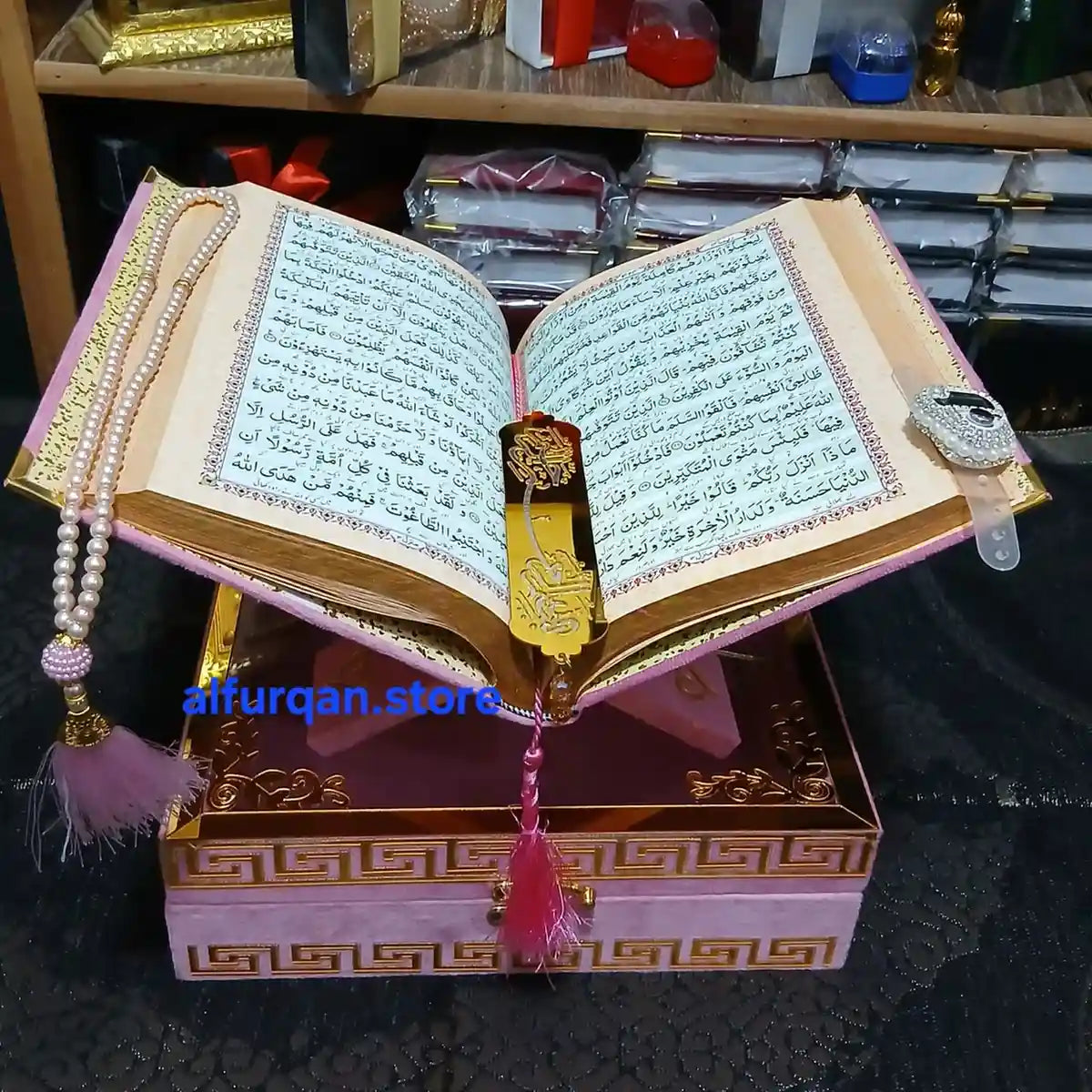 Quran e Pak With Translation (63B)
