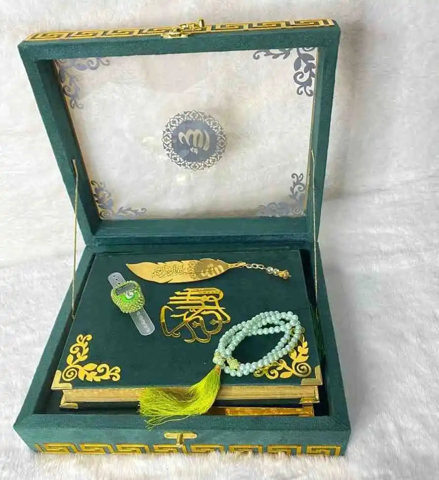 Quran e Pak With Translation (63B)