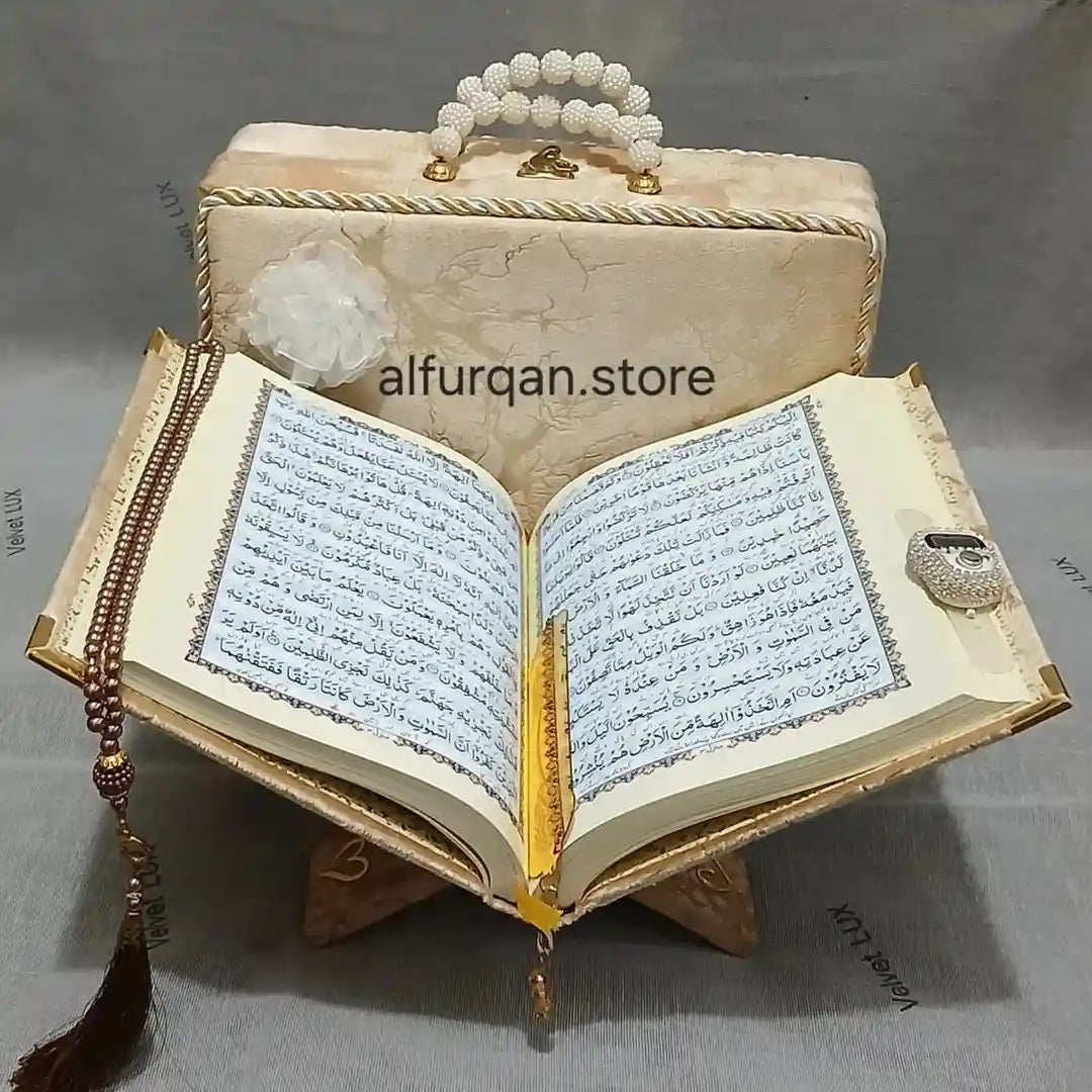 Quran e Pak Gift Edition With Translation ( Handle Box ) Golden
